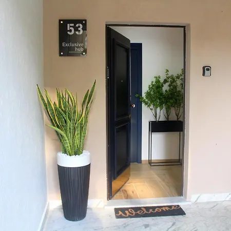 Exclusive Hub 53 Apartment *