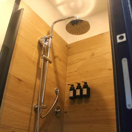 Exclusive Hub 53 Apartment *