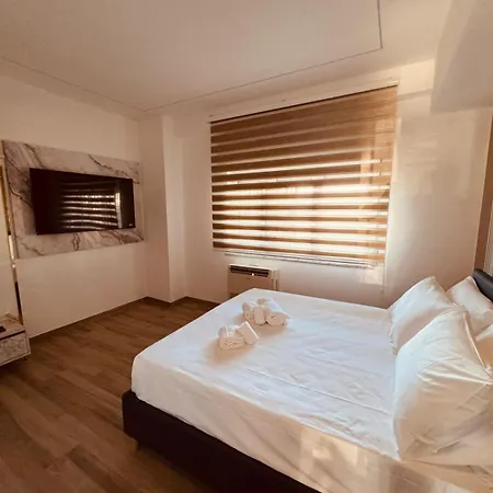 Exclusive Hub 53 * Crotone