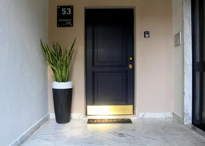 Appartement Exclusive Hub 53 *